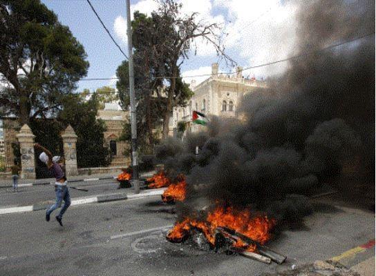 إصابة نحو 50 مواطنا بجروح وبالاختناق عند المدخل الشمالي لمدينة بيت لحم