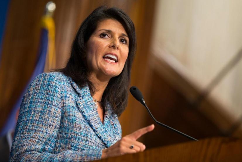 طلبة بجامعة أمريكية لهيلي: أنتِ مجرمة والحرية لفلسطين