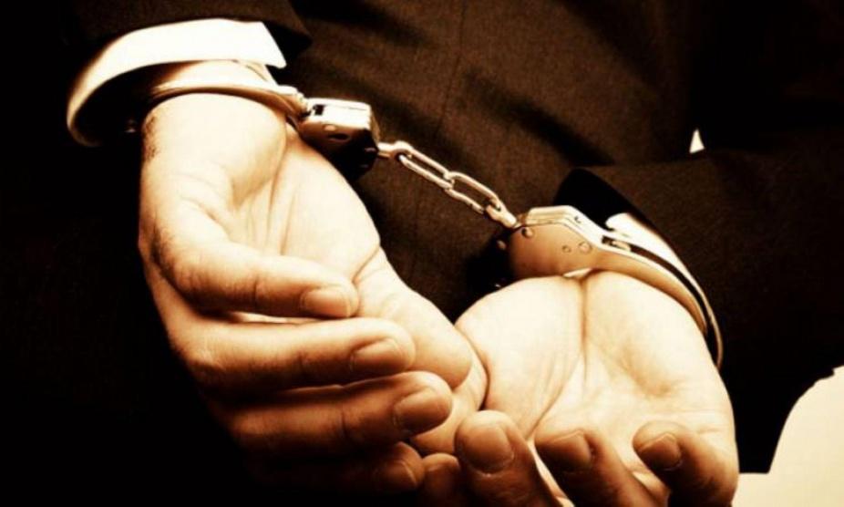الاحتلال يحتجز شابين ويستجوبهما في جنين