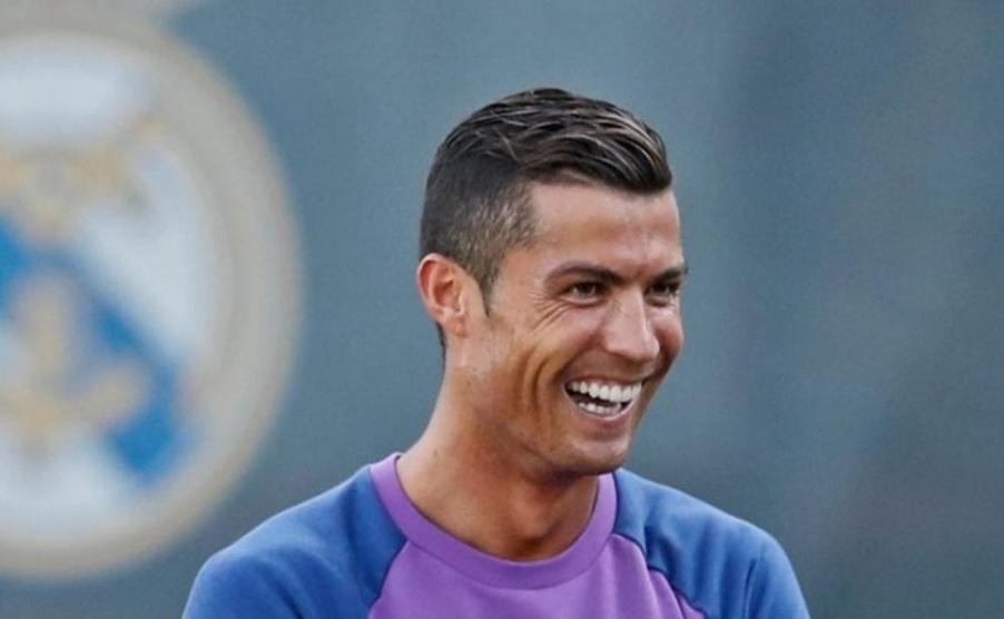 ابتسامة كريستيانو رونالدو تثير الخوف في إسبانيا