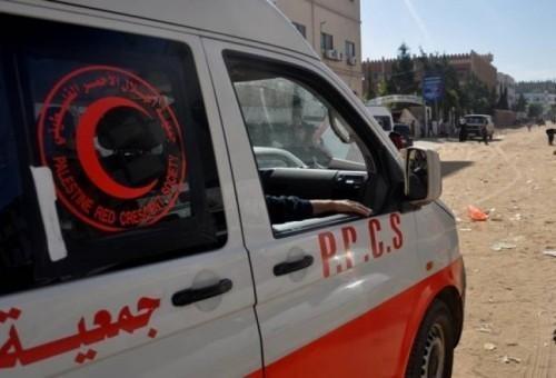 إصابة طفل في الخليل ببتر في أصابع يده إثر انفجار قنبلة أطلقها جنود الاحتلال نحوه