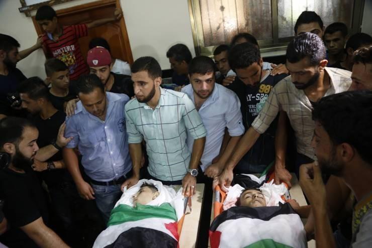 غزة تشيع الطفلين النمرة وكحيل