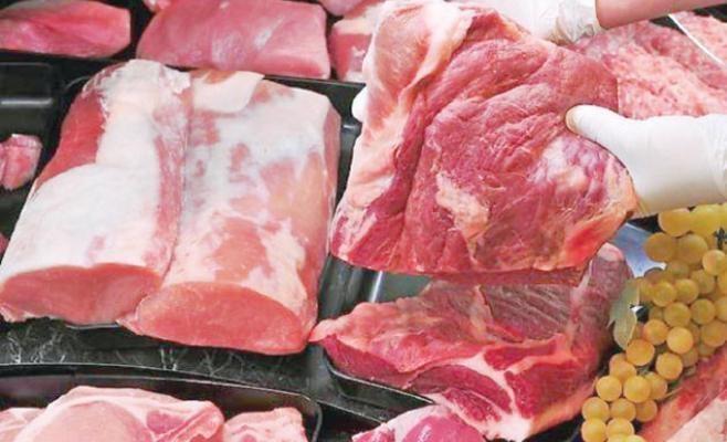 الصحة تغلق مخبزا وتتلف لحوما فاسدة بطولكرم