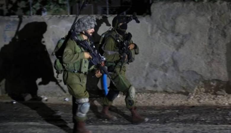 زجاجة حارقة تُصيب مجندة للاحتلال بجراح متوسطة بمواجهات في مخيم الدهيشة