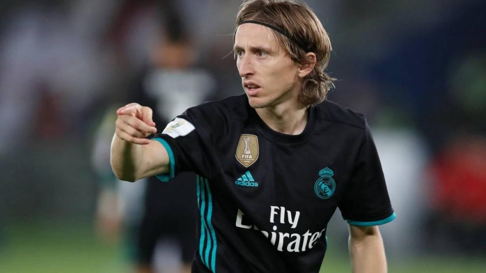 مودريتش يحسم قرار التجديد لريال مدريد