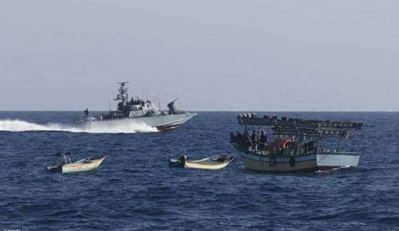 الاحتلال يعتقل 5 صيادين في بحر شمال غزة بعد عملية مطاردة وإطلاق نار
