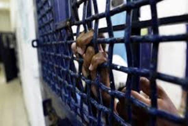 الأسير عمران الخطيب يواصل اضرابه عن الطعام لليوم 12 على التوالي