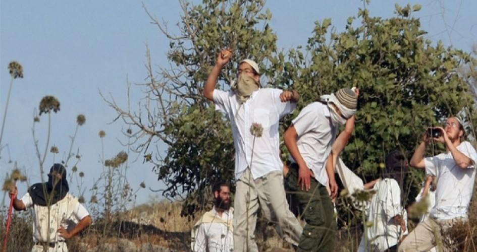 إصابة 4 مواطنين عقب إلقاء المستوطنين الحجارة على مركبتهم جنوب نابلس