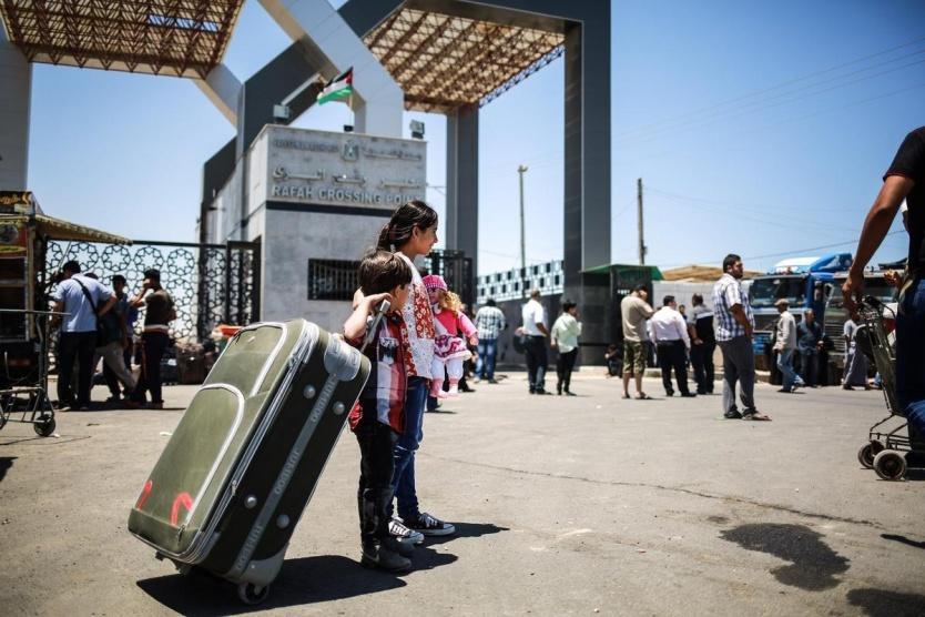معبر رفح مفتوح لفئة واحدة