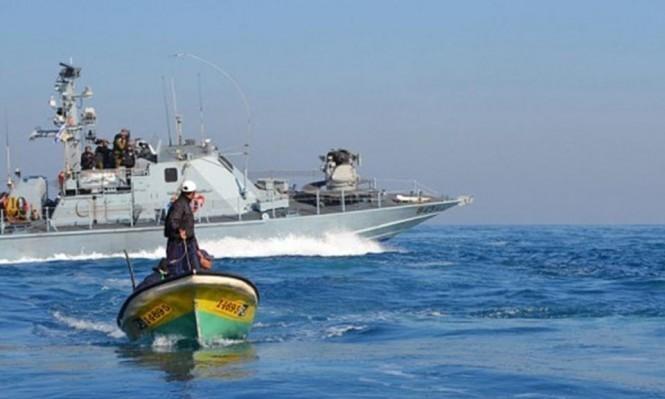 بحرية الاحتلال تعتقل صيادين شمال غزة