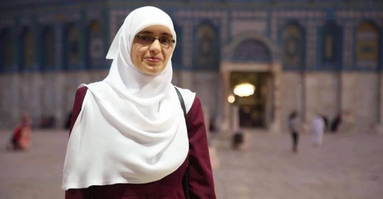الاحتلال يبعد مقدسية عن المسجد الأقصى لمدة 6 أشهر