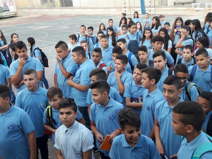 1.3 مليون طالب يعودون لمقاعد الدراسة والخطر يتهدد مستقبلهم