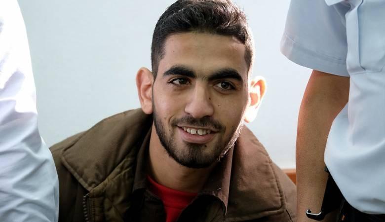 الاحتلال يقرر هدم منزل الأسير عمر العبد