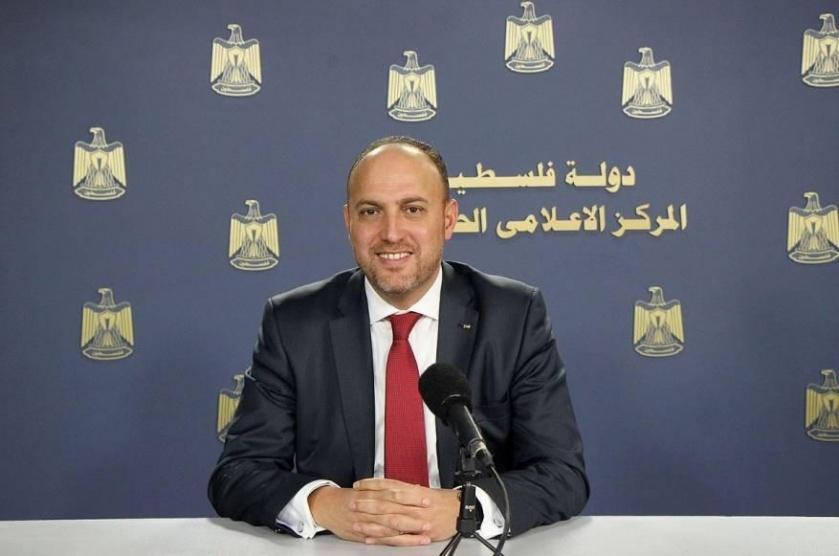 زملط: الإدارة الأمريكية أغلقت الحسابات المصرفية لمنظمة التحرير وألغت تأشيرات عائلتي