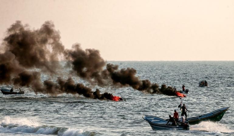 محدث : اصابة 12 مواطنا برصاص الاحتلال في المسير البحري الثامن بقطاع غزة 