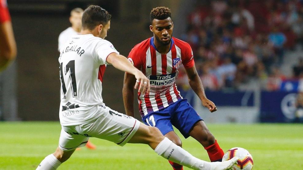 إشبيلية يذل ريال مدريد وليجانيس يسقط برشلونة بدقيقتين
