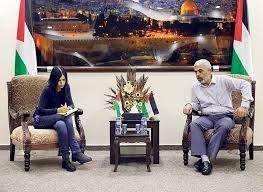 مكتب السنوار: الصحفية التي اجرت اللقاء معه قدمت نفسها على انها ايطالية