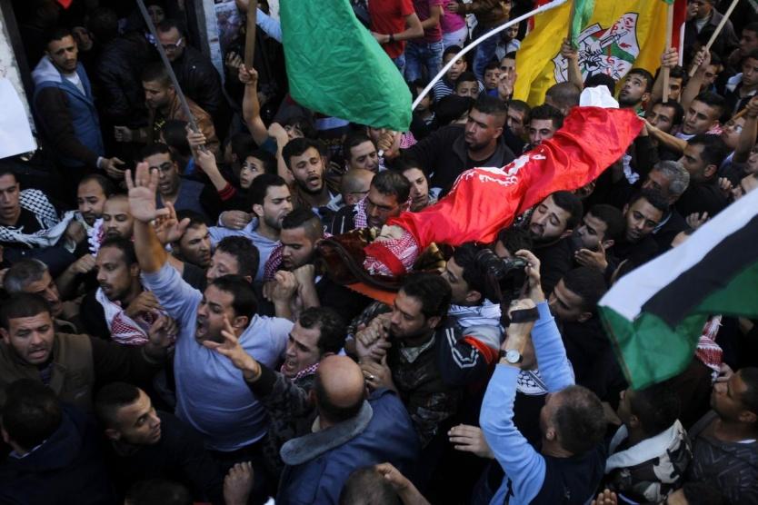 تشييع حاشد للشهيد الطفل أبو حبل شمال القطاع