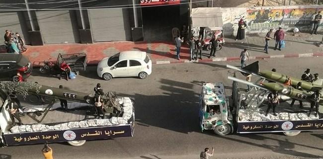 سرايا القدس تعرض صاروخا مجهول النوعية