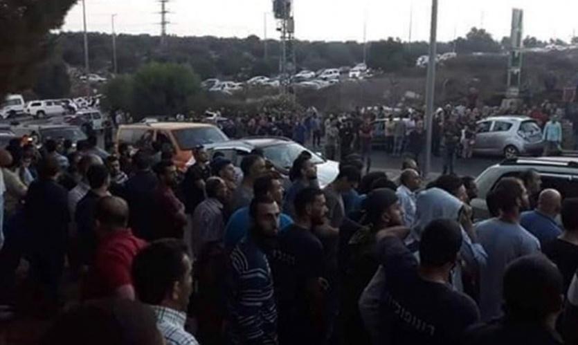  الاحتلال يمنع العمال الفلسطينيين من دخول المنطقة الصناعية 