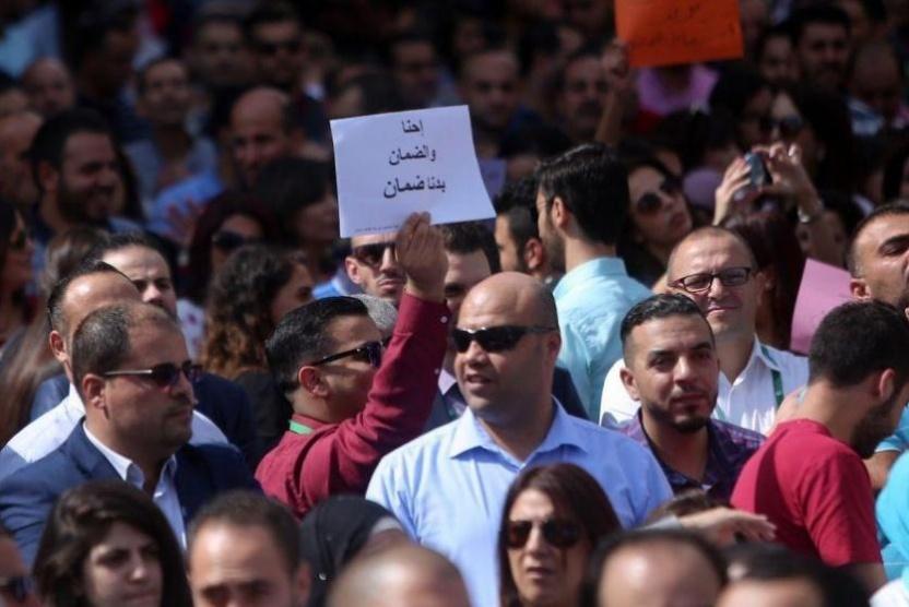 غدا اضراب بمؤسسات وشركات القطاع الخاص جنوب الضفة إحتجاجا على قانون الضمان الاجتماعي