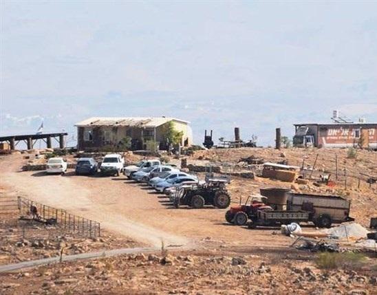 الاحتلال يصادر جرارين زراعيين في الأغوار