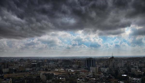 الطقس: أجواء باردة مع فرصة لسقوط الأمطار