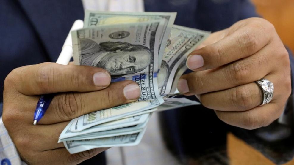 الدولار ما زال متراجعاً أمام الشيقل