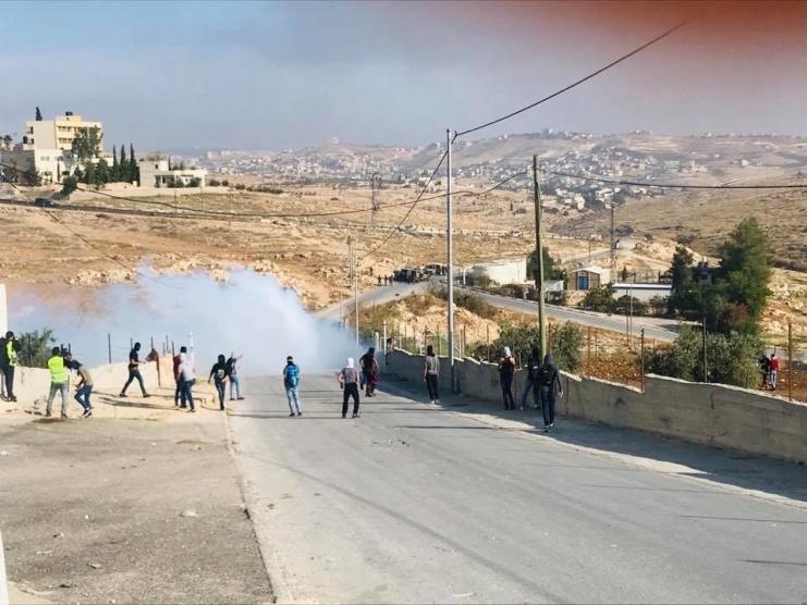  بالصوت :  إصابات بالاختناق في صفوف الطلبة خلال مواجهات في بيت لحم