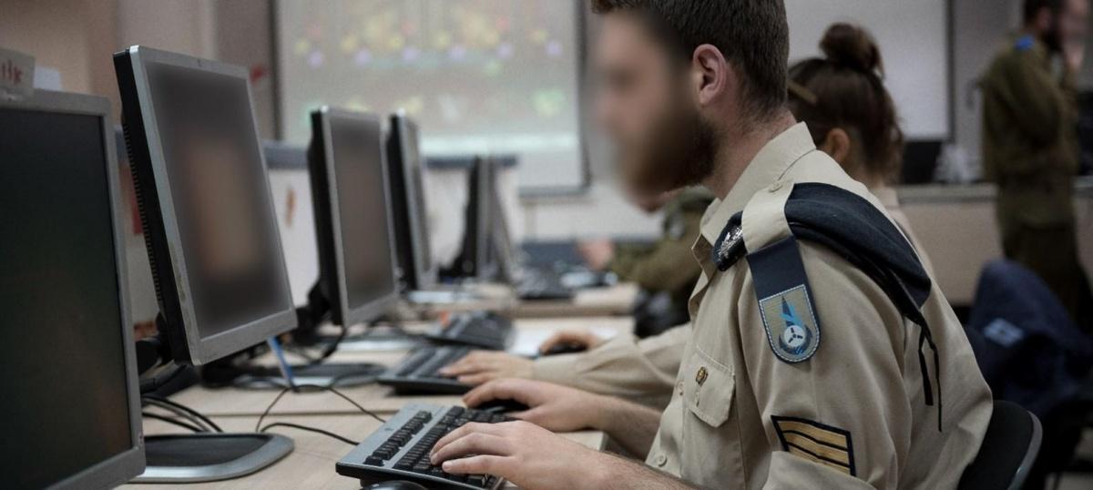  حظر مواقع حماس على الانترنت بـ