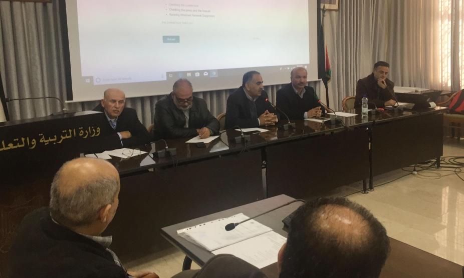 التربية تعقد ورشة لتقييم عملية طباعة الكتب المدرسية