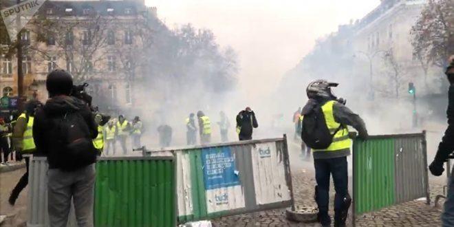 عشرات الإصابات  في إحتجاجات على ارتفاع أسعار المحروقات