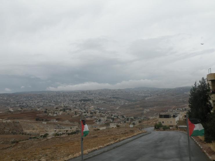 منخفض جوي عميق يبدأ اليوم
