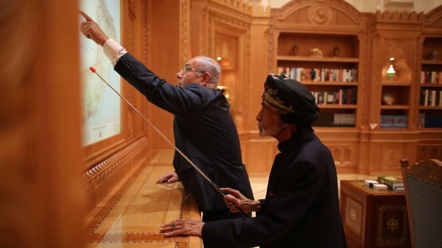نتنياهو: عُمان تسمح للطيران الاسرائيلي بالتحليق فوق اجوائها