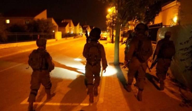 مستوطنون يهاجمون مركبات المواطنين جنوب نابلس