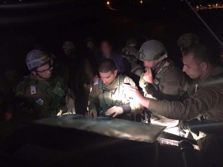 اعتقالات وقرار باعادة هدم منازل منفذي عملية بتل ابيب