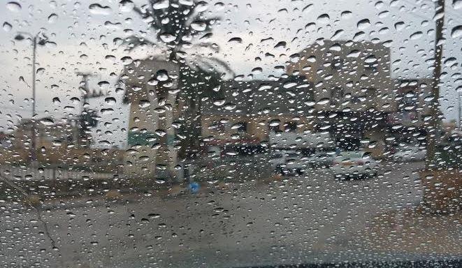 حالة الطقس: أمطار غزيرة مصحوبة بعواصف رعدية على كل المناطق