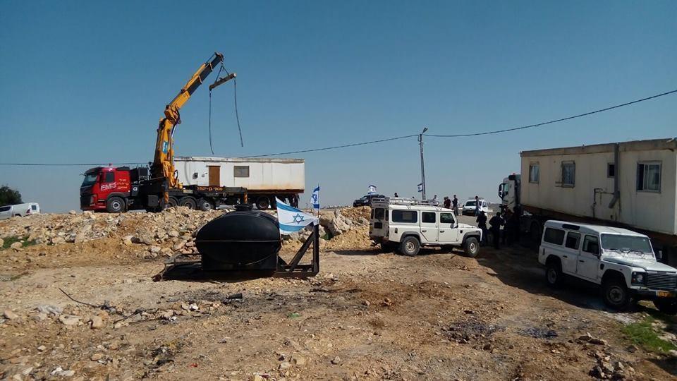 مستوطنون ينصبون كرفانا غرب بيت لحم لإقامة بؤرة استيطانية