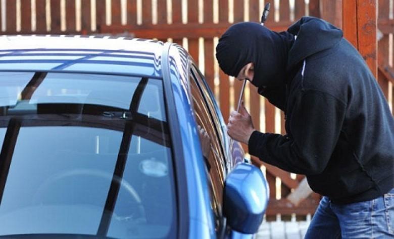 الشرطة لشبكة وتر : الكشف عن ملابسات جريمة سرقة مركبة في الخليل