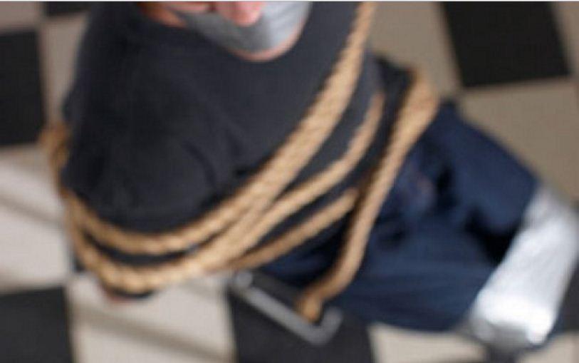 حدث في الخليل : طلب خطفهُ لإجبار والده على دفع ديونه