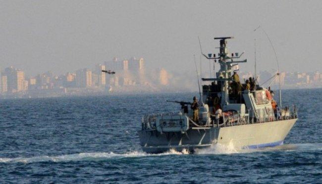 الاحتلال يطلق نيرانه تجاه صيادي الأسماك والمزارعين جنوب ووسط القطاع