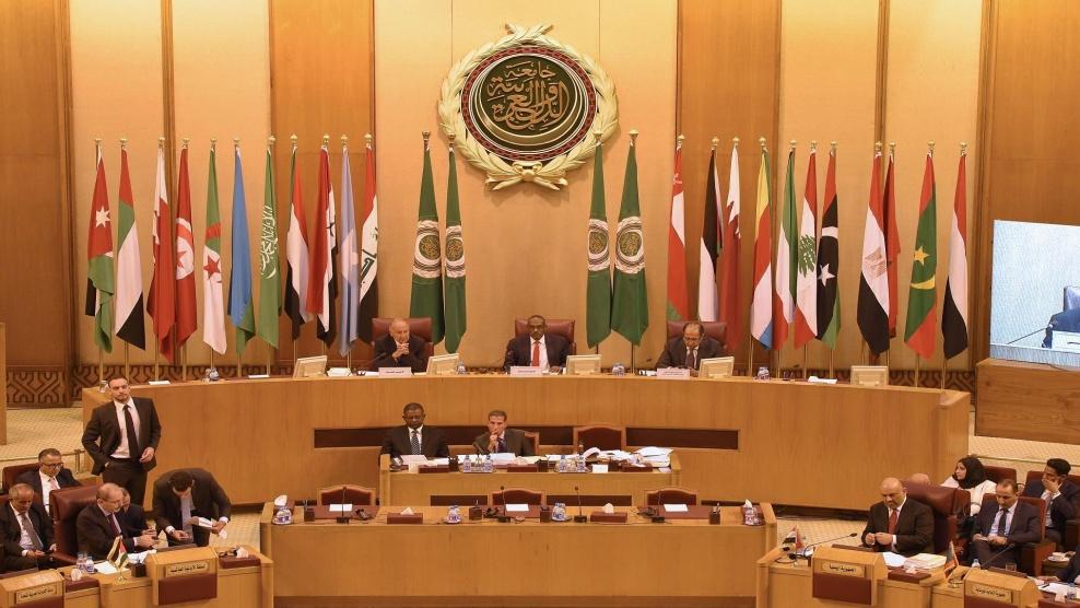 قمة اقتصادية عربية في بيروت الأحد تناقش دعم 