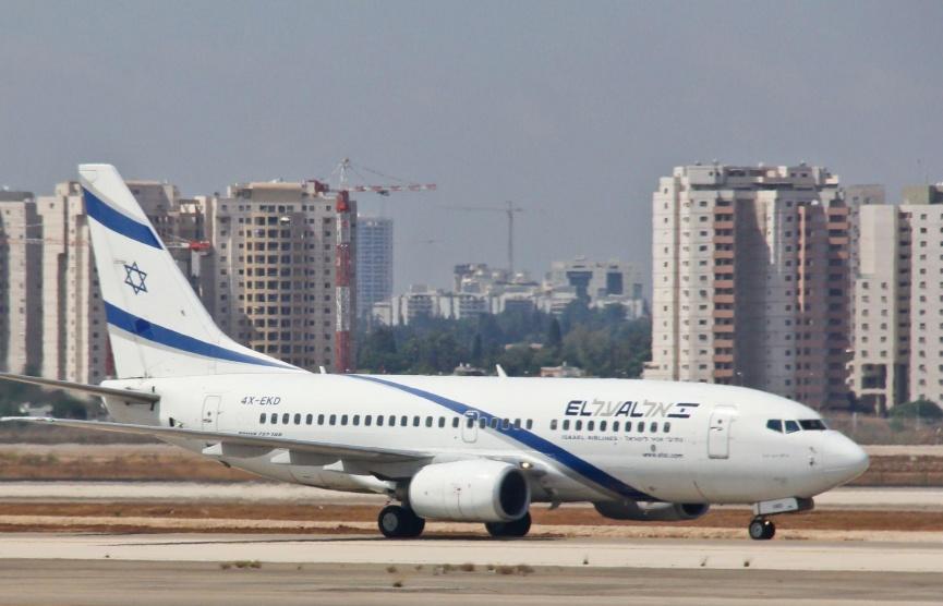 سوريا تتوعد بضرب مطار 