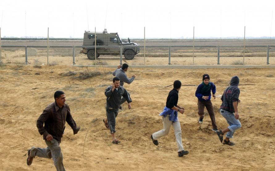 الاحتلال يعلن اعتقال فلسطيني تسلل بحرا شمال القطاع