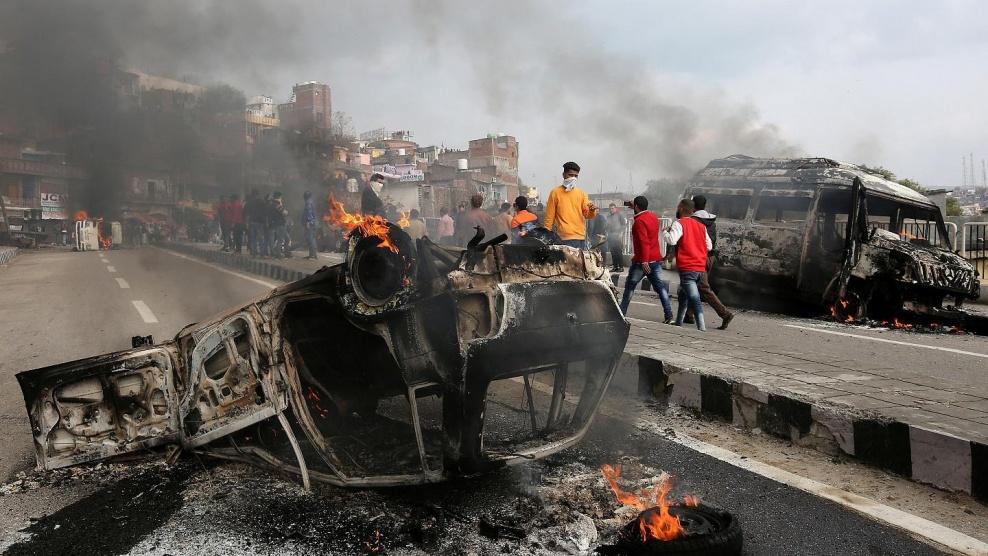 الهند تتوعد باكستان بعد هجوم كشمير