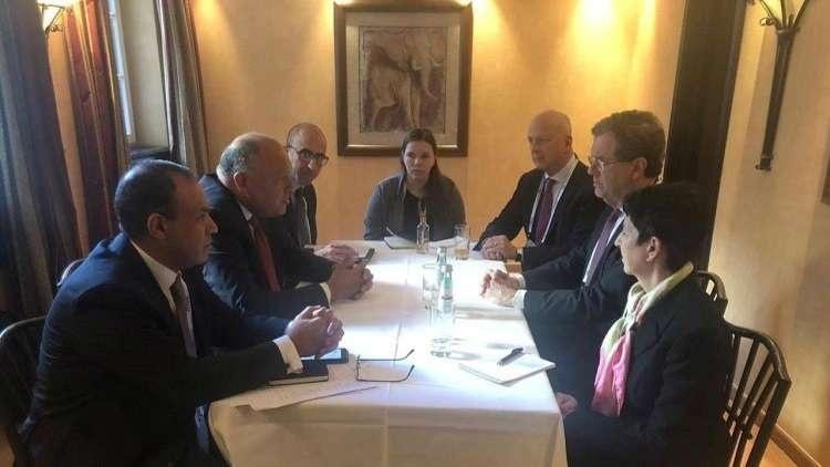 مصر تبحث مع اللجنة اليهودية الأمريكية استئناف عملية السلام