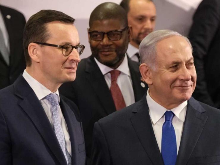 بولندا تهدد 