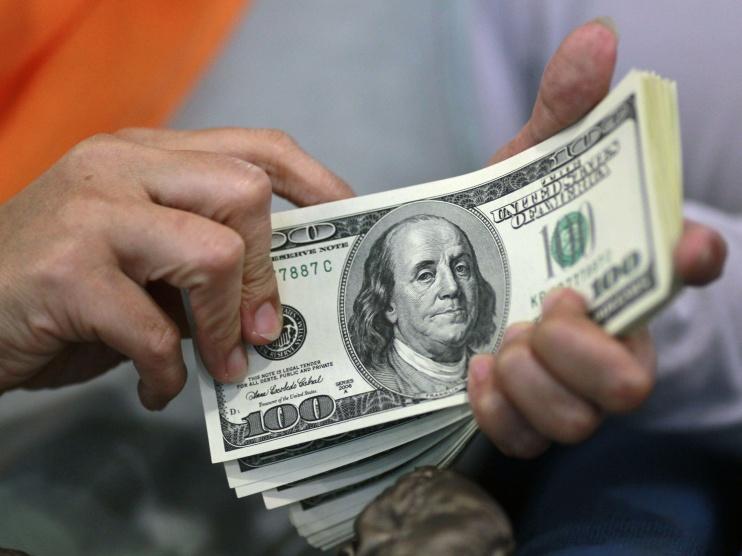 سعر صرف العملات يراوح مكانه