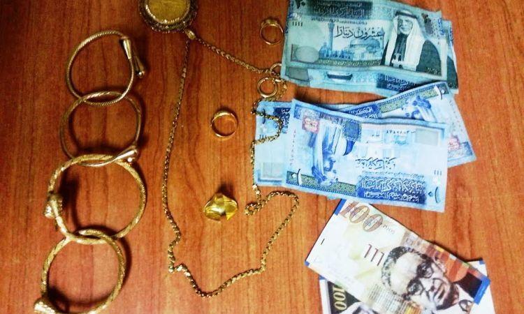 كشف ملابسات سرقة مصاغ ذهبي برام الله 