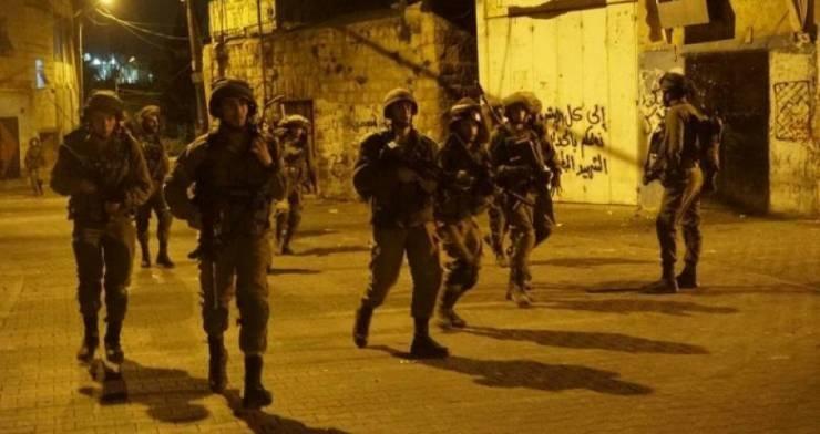 الاحتلال يشن حملة اعتقالات واسعة في الضفة